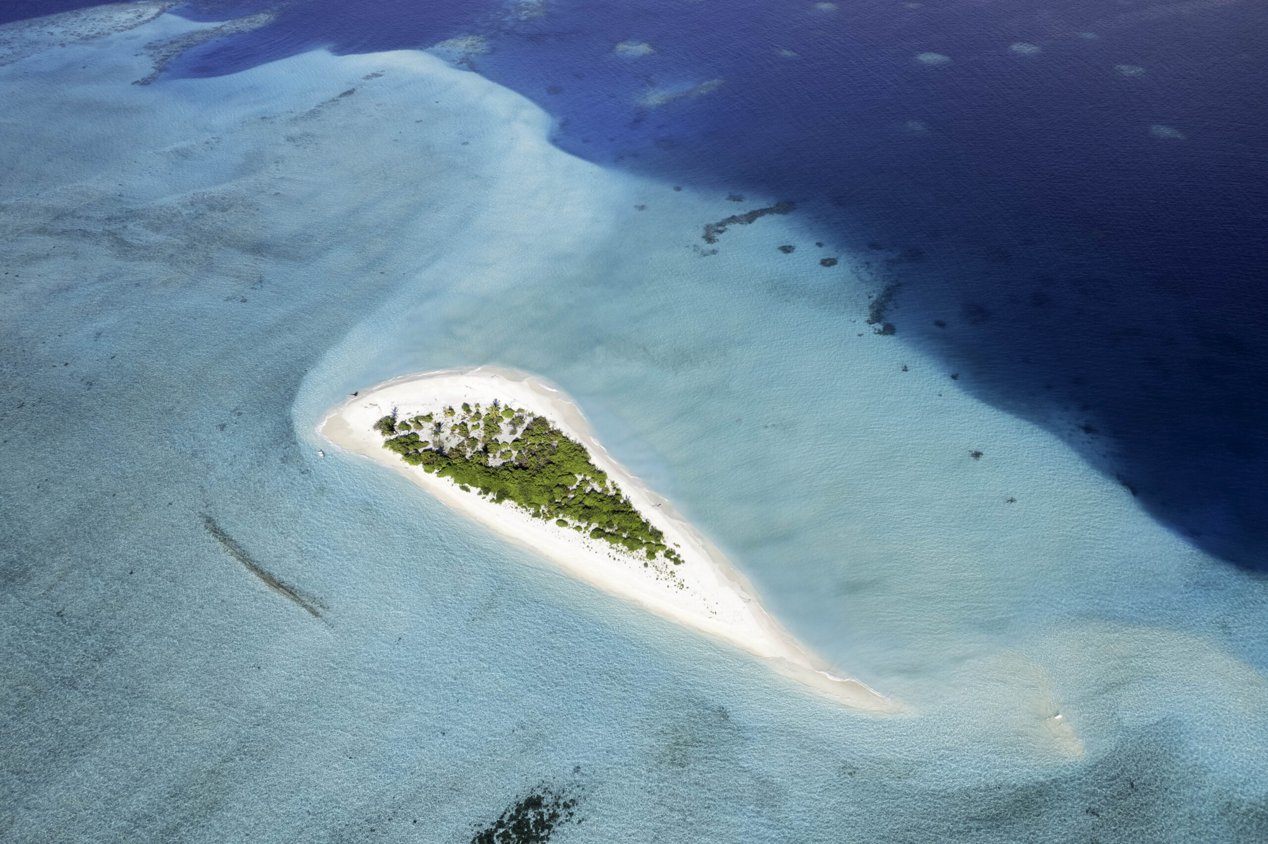 Remote uninhabited Maldivian island